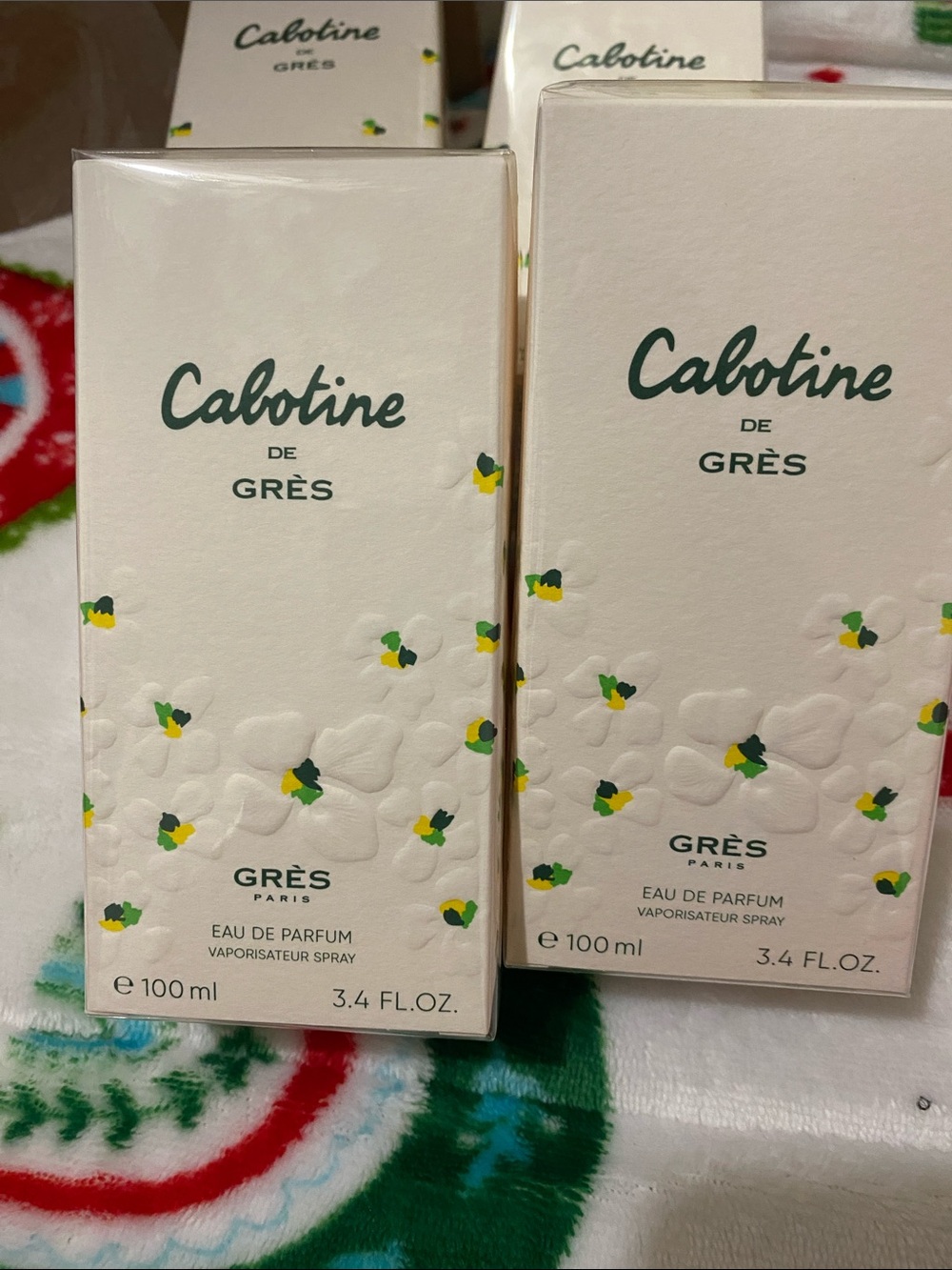Eau de Parfum - White with Green & Yellow Floral Accents